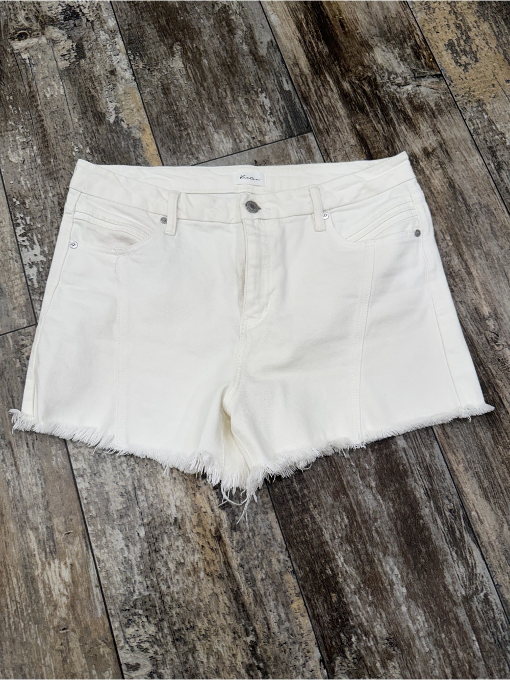 KanCan White Frayed Hem Denim Shorts